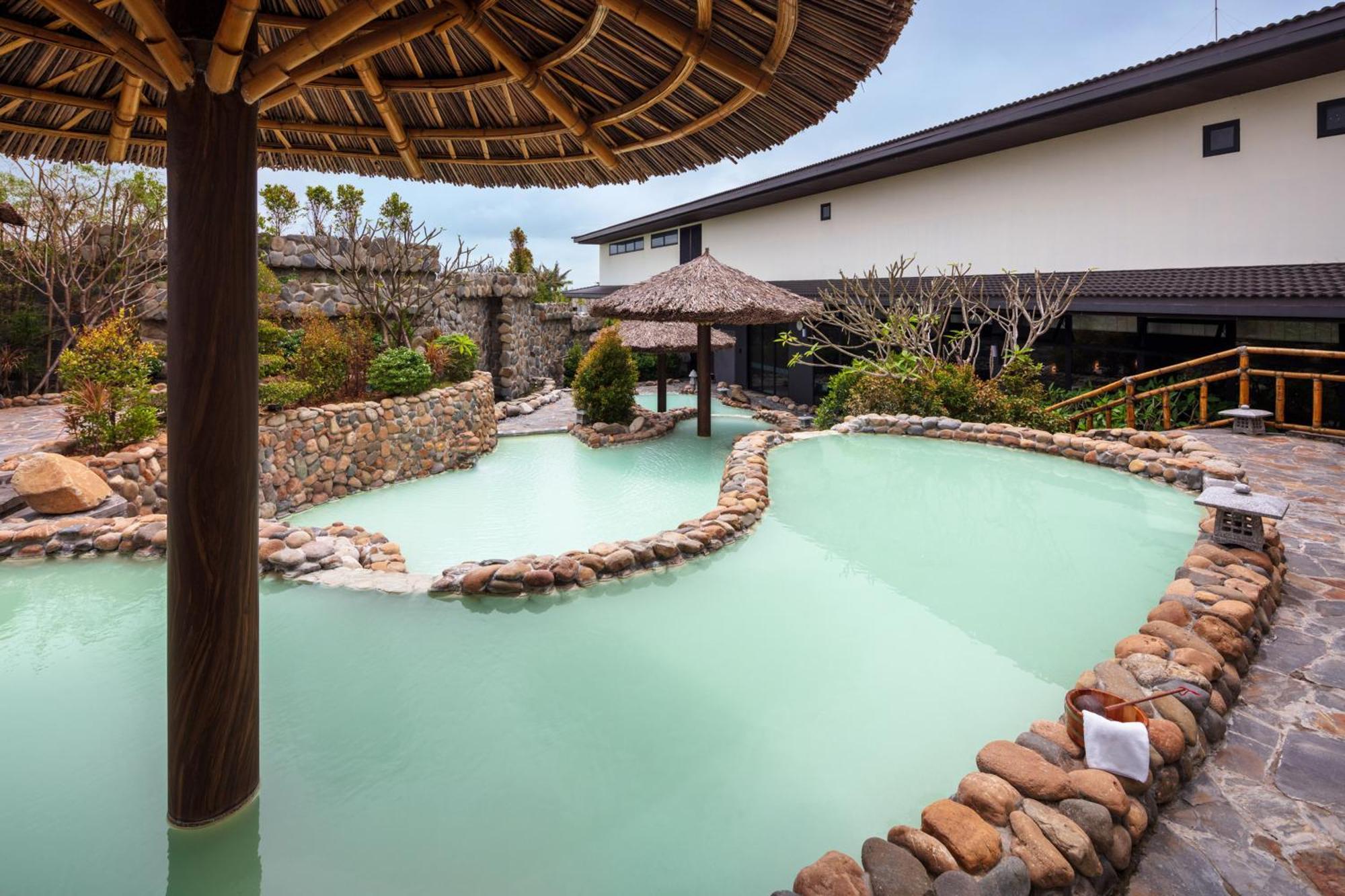 Kobi Onsen Resort Hue Εξωτερικό φωτογραφία